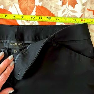 Chico’s so slimming crops Like New!